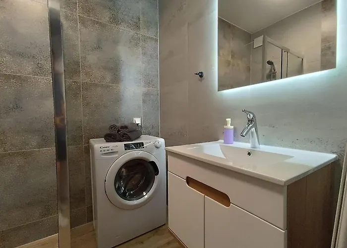 Portowy Boulevard 4* ムジェジノ